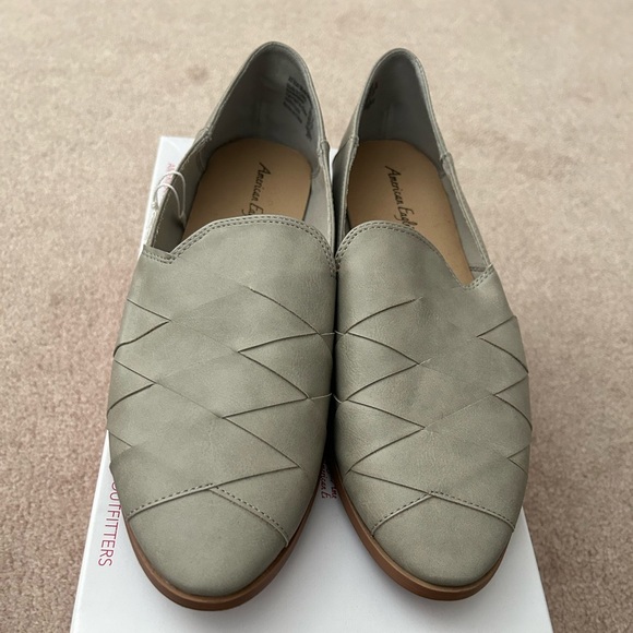 American Eagle shoes - Picture 1 of 3